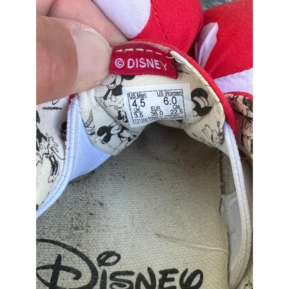 VANS X Disney Minnie Mouse Old Skool Shoe/Sneaker,  4.5 mens, 6 womens